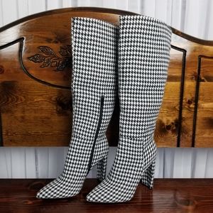 Shoe Dazzle Houndstooth Womans boots heel black and white